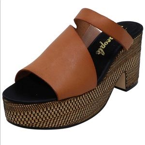 Free People Demi Platform